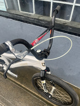 Load image into Gallery viewer, **USED** Yess Bendy Custom Race Bike - 21.5” TT