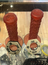 Load image into Gallery viewer, Jive Handles Grips W/ Jive Nuts