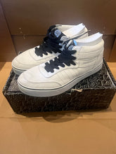 Load image into Gallery viewer, **NOS Lotek Coastal Shoes - Size 10 - White **NOS