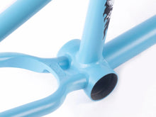Load image into Gallery viewer, Cult "High Desert Shorty" 21" Frame - Baby Blue
