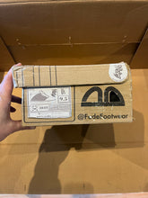 Load image into Gallery viewer, **NOS Fade Footwear / Bonedeth Collab Shoes size 9.5 **NOS