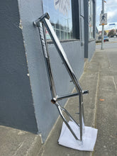 Load image into Gallery viewer, NOS 2005 Supercross MX L Frame 21.5” TT