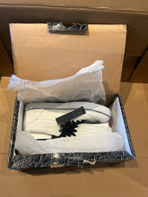 Load image into Gallery viewer, **NOS Lotek Coastal Shoes - Size 10 - White **NOS