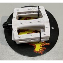 Load image into Gallery viewer, Rant Trill Pedals - White AF