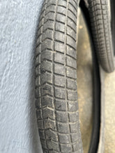 Load image into Gallery viewer, Primo V-Monster tire 3 pack **USED**
