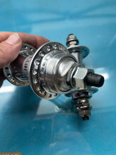 Load image into Gallery viewer, Joytech BMX Hubset -36 hole - 3/8 axle - sealed bearing - freewheel- polished
