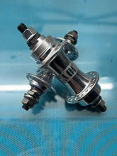 Load image into Gallery viewer, Joytech BMX Hubset -36 hole - 3/8 axle - sealed bearing - freewheel- polished
