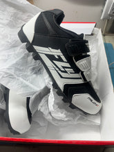 Load image into Gallery viewer, Fly Racing Talon II Clipless Shoes - Black/ White
