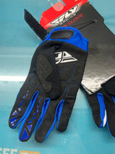 Load image into Gallery viewer, Fly Racing F-16 Race Gloves Size 8/S - Blue/ White
