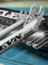 Load image into Gallery viewer, Elevn Mini / Junior Chromo BMX fork - 1” Threadless - White
