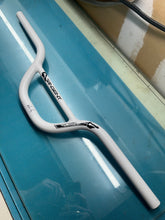 Load image into Gallery viewer, Tangent Vortex Junior Handlebar 4.5” W Crossbar
