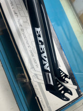 Load image into Gallery viewer, Elevn Expert Chromo BMX fork - 1” threadless
