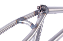 Load image into Gallery viewer, Cult Dehart / Backcheck Frame - clear coat raw - 21”
