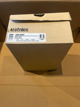 Load image into Gallery viewer, **New Old Stock** Etnies Jameson MT - Black / White - size 8.5 -Chase Hawk colourway
