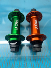 Load image into Gallery viewer, La Casa Hub - 36h - front - female axle - 3/8”
