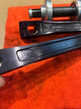 Load image into Gallery viewer, Odyssey Black Widow Cranks w USA BB - 175mm - Black - **USED**
