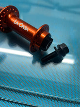 Load image into Gallery viewer, La Casa Hub - 36h - front - female axle - 3/8”
