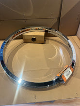 Load image into Gallery viewer, NOS Odyssey 7KA Rim - 48h - Chrome
