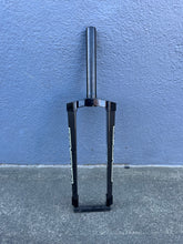 Load image into Gallery viewer, NOS Bombshell F1 Carbon Cruiser Race Fork , 10mm , 24”
