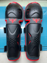 Load image into Gallery viewer, Fly Racing Flex 2 Knee/Shin Guards
