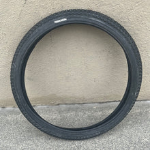 Load image into Gallery viewer, S&amp;M Trackmark midschool tire
